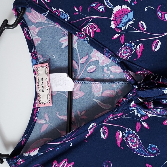 C'est LA Vie 3/4 sleeve blue w/ flower print large - Picture 4 of 11